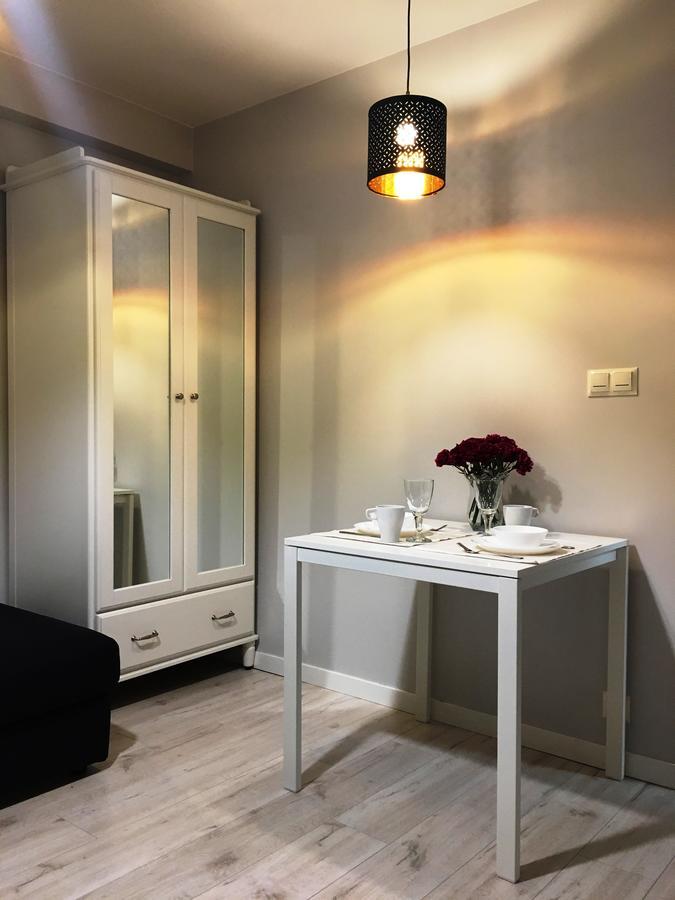 Cohen'S Place Warsawa Bagian luar foto